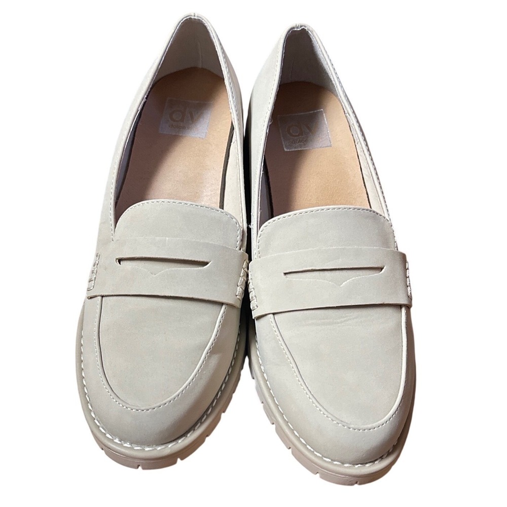 DV by Dolce Vita Crisp Lug Sole Penny Loafers Cream Quiet Luxury Size 8